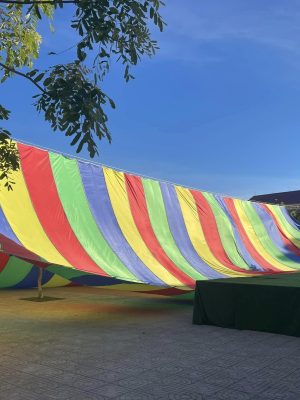 Dù treo dây cáp sự kiện sân trường ngoài trời