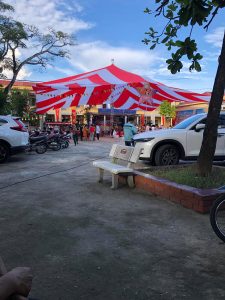Dù sự kiện hình vuông che nắng sân trường ngoài trời ở Pleiku