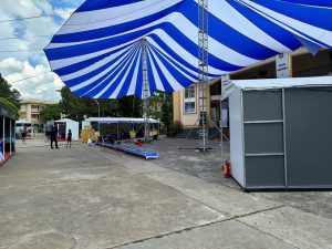 Dù che sự kiện sân trường học ở Hải Phòng