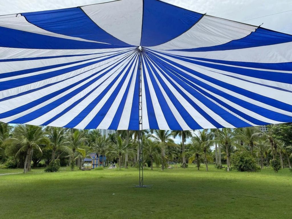 Vải bạt dù che nắng mưa làm dù sự kiện
